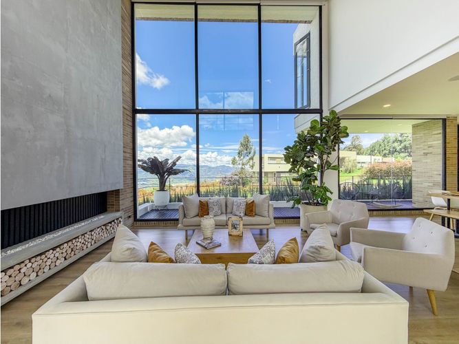Casa de 5 alcobas en venta en Mercenario, Sopó, 380 m² · foto 4 de 24