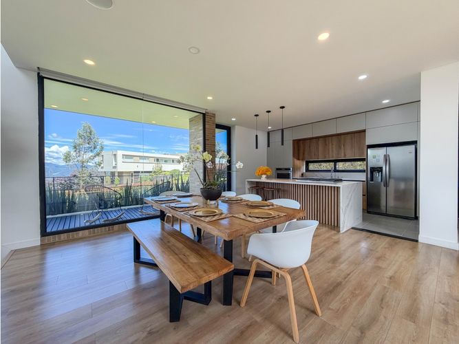 Casa de 5 alcobas en venta en Mercenario, Sopó, 380 m² · foto 5 de 24
