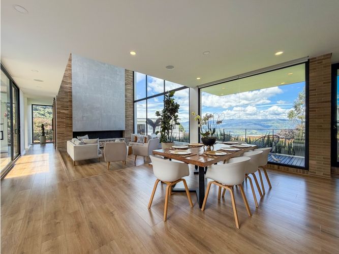 Casa de 5 alcobas en venta en Mercenario, Sopó, 380 m² · foto 6 de 24