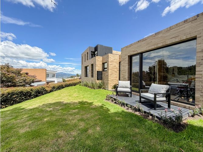 Casa de 5 alcobas en venta en Mercenario, Sopó, 380 m² · foto 17 de 24