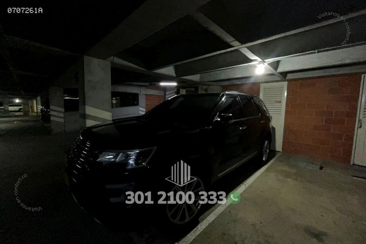 Apartamento de 2 alcobas en arriendo en Los Balsos, Medellín, 80 m² · foto 18 de 24