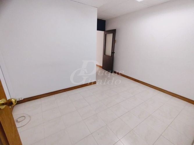 Oficina en arriendo en La Florida, Medellín, 35 m² · foto 4 de 13