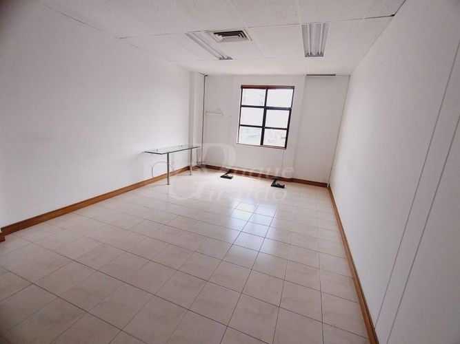 Oficina en arriendo en La Florida, Medellín, 35 m² · foto 6 de 13