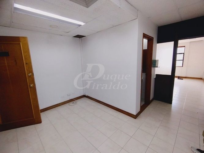 Oficina en arriendo en La Florida, Medellín, 35 m² · foto 11 de 13
