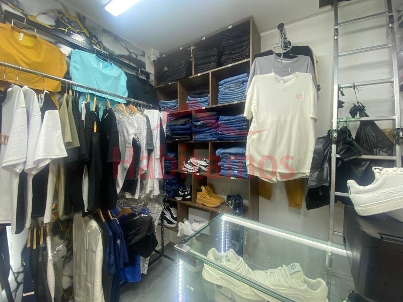 Local comercial en venta en La candelaria, Medellín 2
