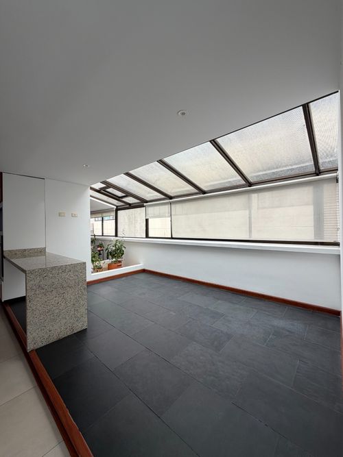 Apartamento de 4 alcobas en venta en Santa Barbara, Bogotá, 160 m² · foto 14 de 24