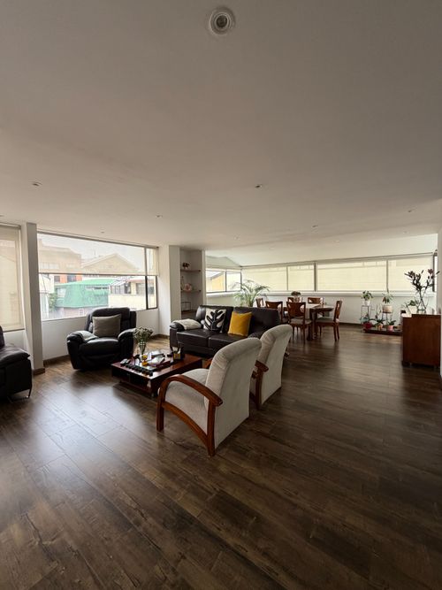 Apartamento de 4 alcobas en venta en Santa Barbara, Bogotá, 160 m² · foto 5 de 24