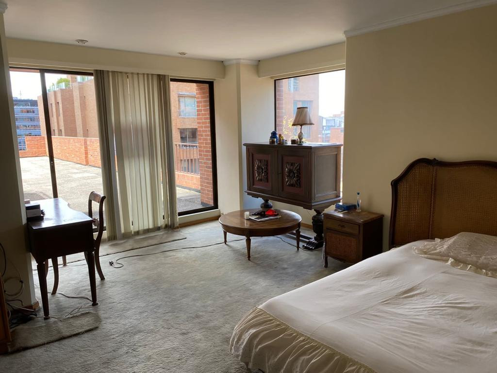 Apartamento en venta en Los Rosales, Bogotá · foto 9 de 17