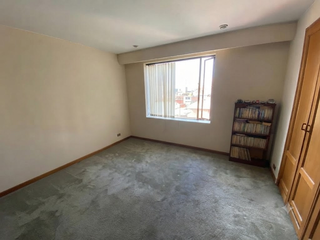 Apartamento en venta en Los Rosales, Bogotá · foto 12 de 17