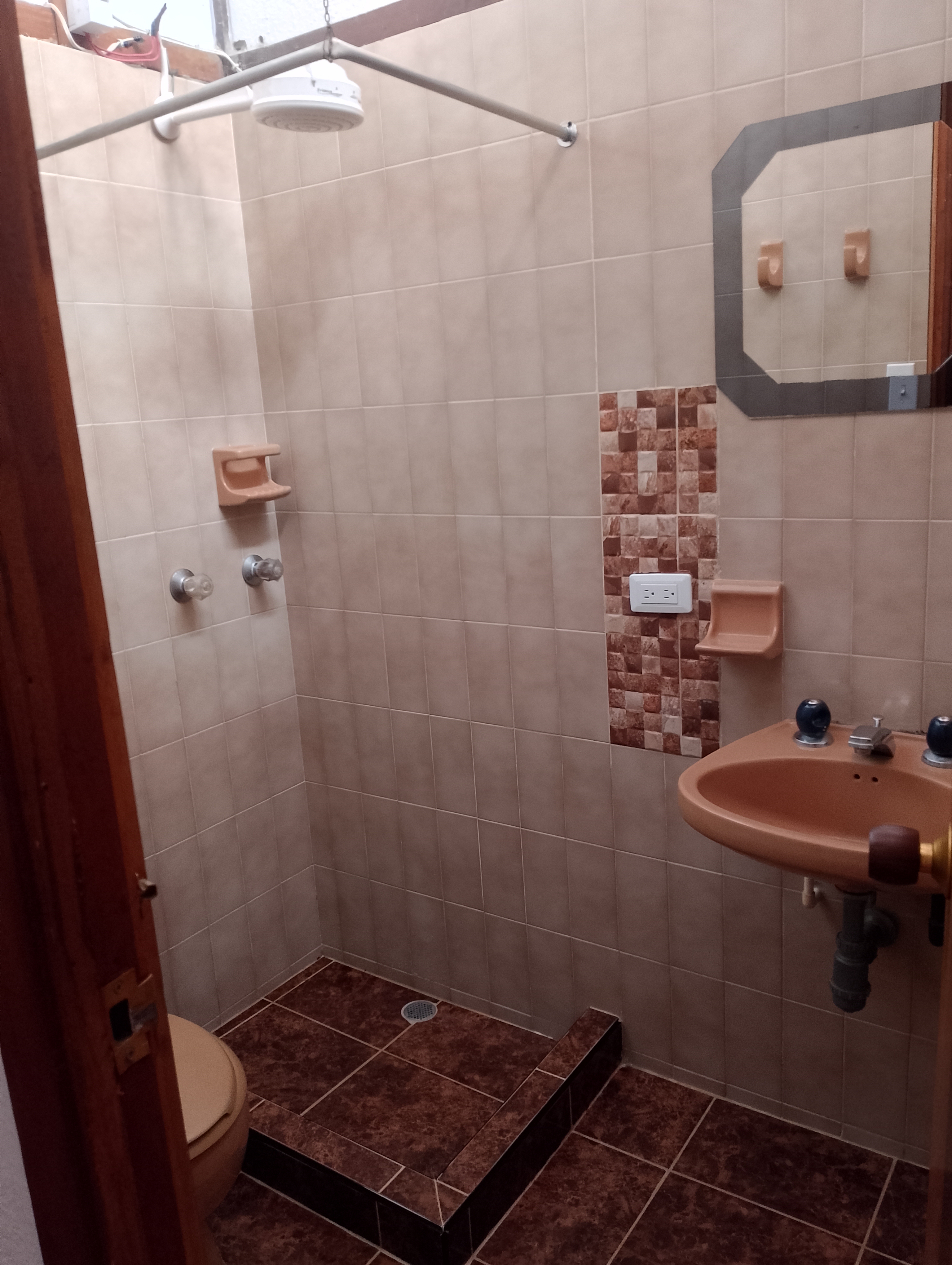 Casa en arriendo en La Elvira, Cali · foto 3 de 16