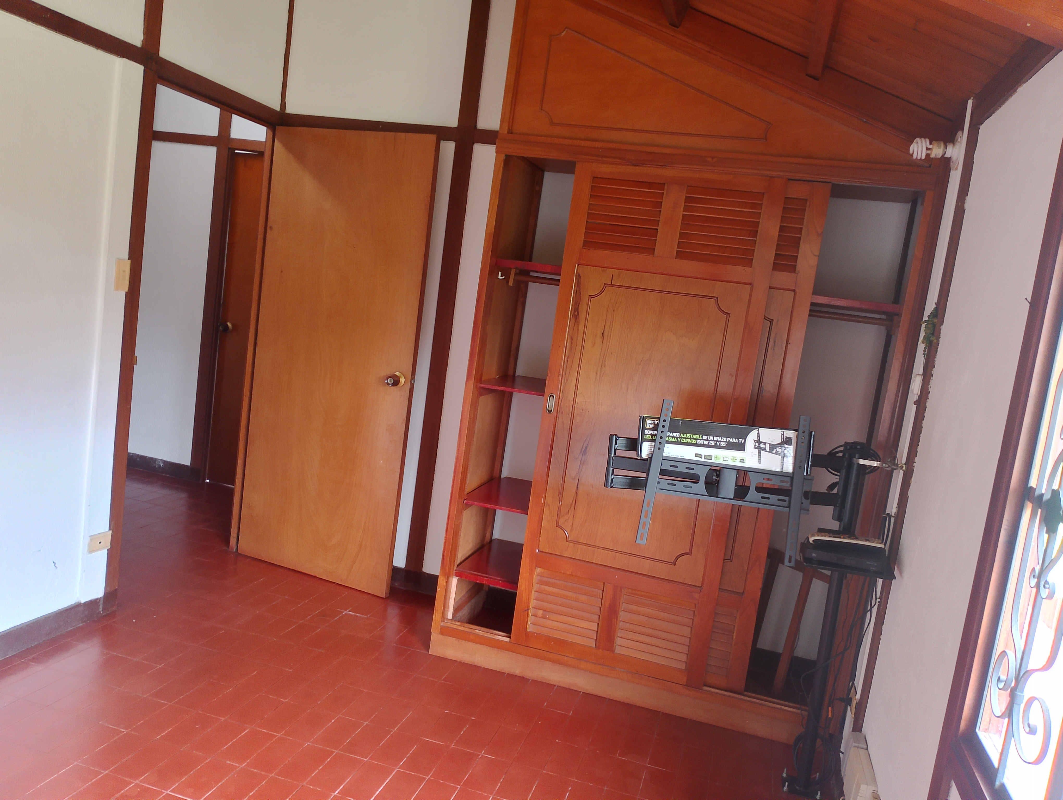 Casa en arriendo en La Elvira, Cali · foto 9 de 16