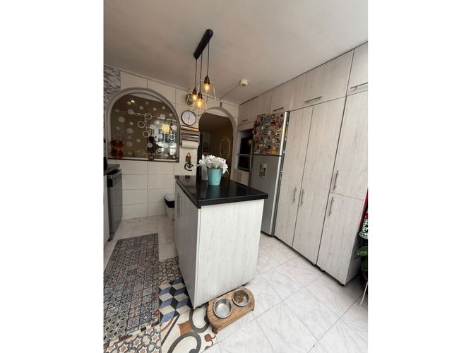 Casa de 3 alcobas en venta en Marsella, Bogotá, 160 m² · foto 5 de 18