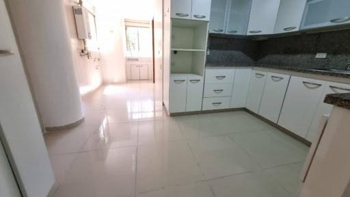 3BR Apartment in Milla de Oro (160 m²) - 2