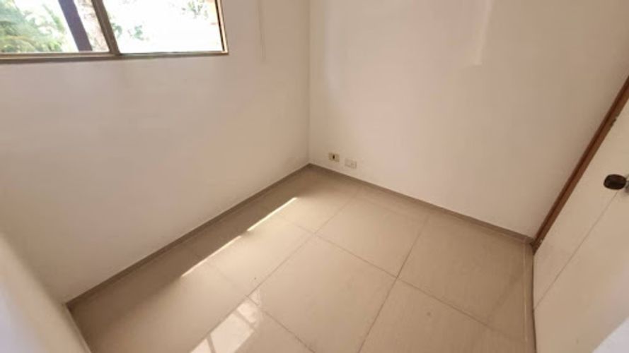 Apartamento en arriendo en Milla De Oro, Medellín · foto 13 de 24