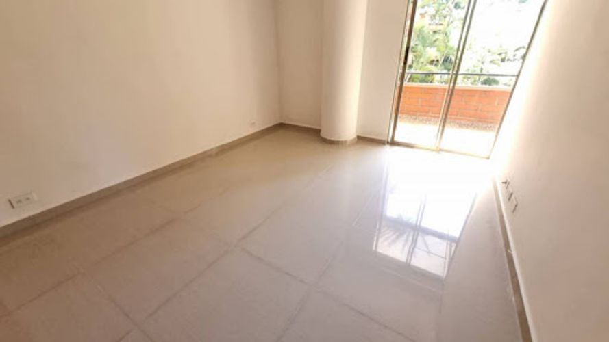 Apartamento en arriendo en Milla De Oro, Medellín · foto 16 de 24