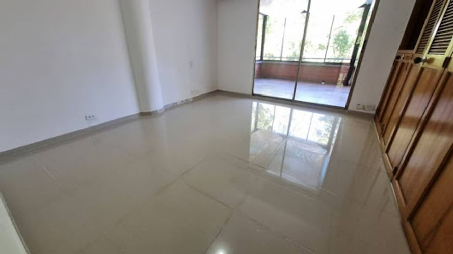 Apartamento en arriendo en Milla De Oro, Medellín · foto 19 de 24
