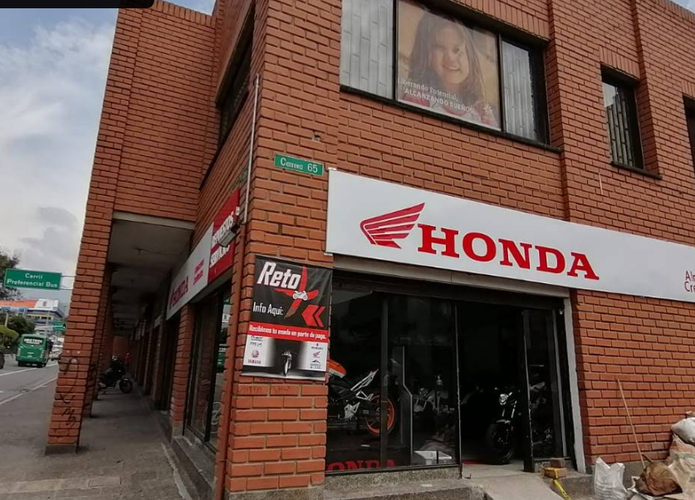 Local en venta en Suramericana, Medellín, 165 m² · foto 2 de 4