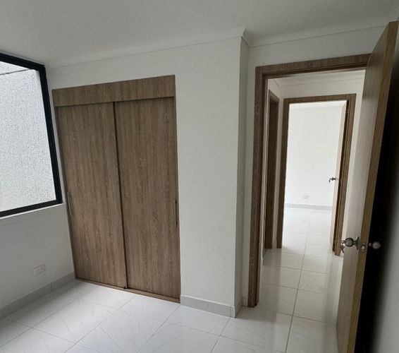 Apartamento de 3 alcobas en venta en El Poblado, Medellín, 107 m² · foto 14 de 20