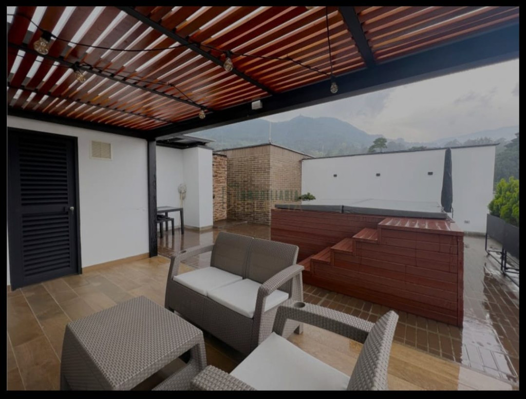 Apartamento en venta en Loma Del Escobero, Envigado · foto 6 de 10