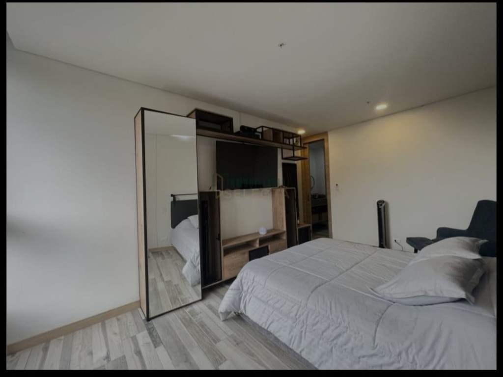 Apartamento en venta en Loma Del Escobero, Envigado · foto 7 de 10