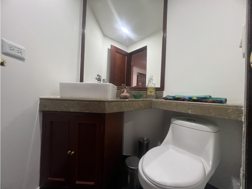 Apartamento en venta en Los Rosales, Bogotá · foto 12 de 24
