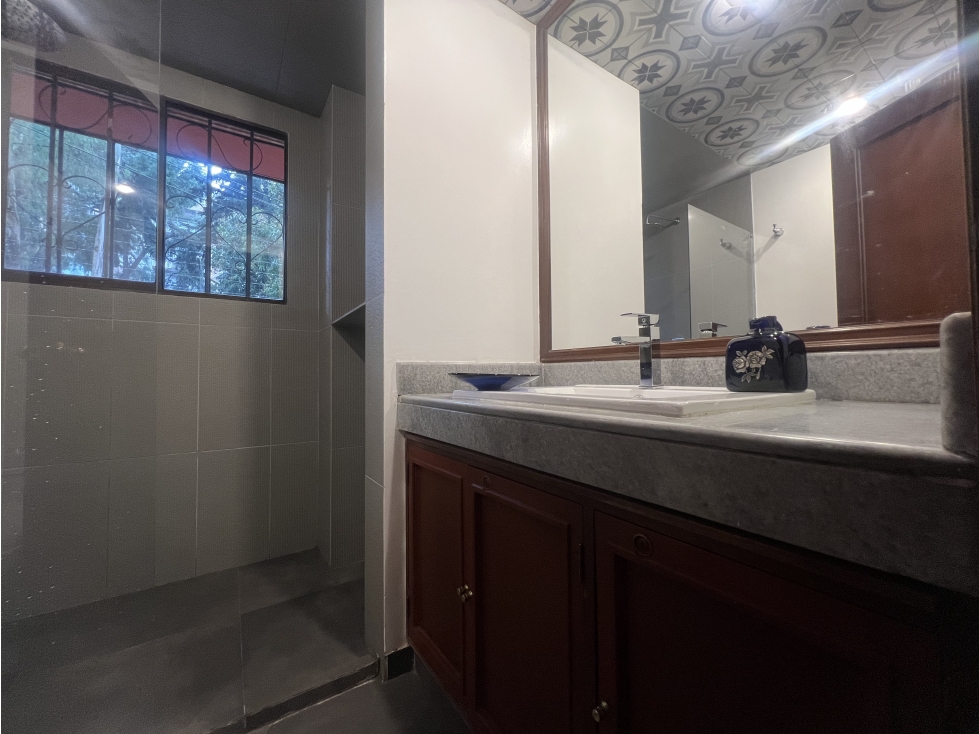 Apartamento en venta en Los Rosales, Bogotá · foto 23 de 24
