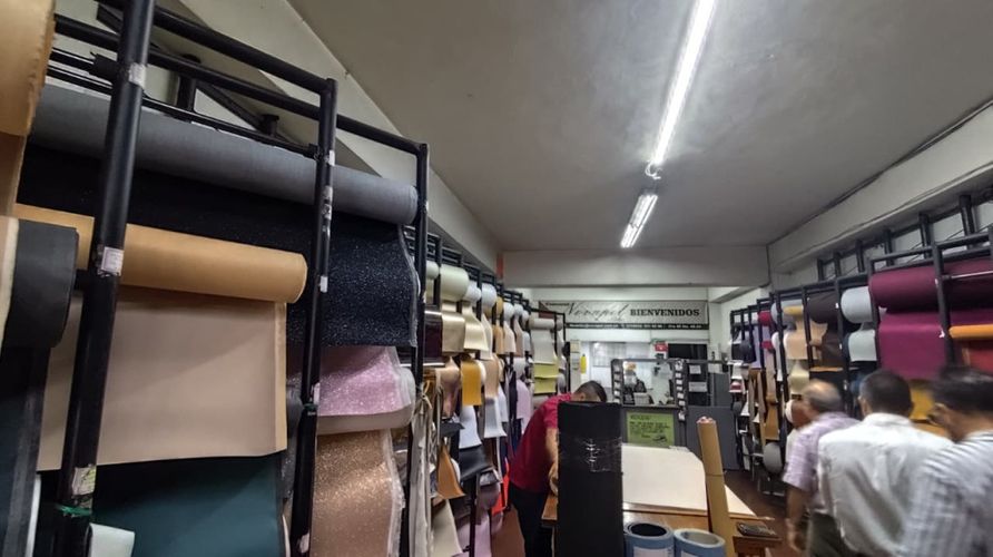 Edificio en venta en La Candelaria, Medellín, 1318 m² · foto 12 de 23