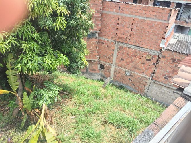 Casa de 8 alcobas en venta en Carmelo, Bello, 400 m² · foto 7 de 11