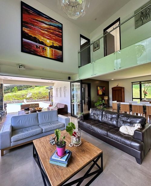 Casa de 4 alcobas en venta en Zarzal La Luz, Copacabana, 642 m² · foto 7 de 9