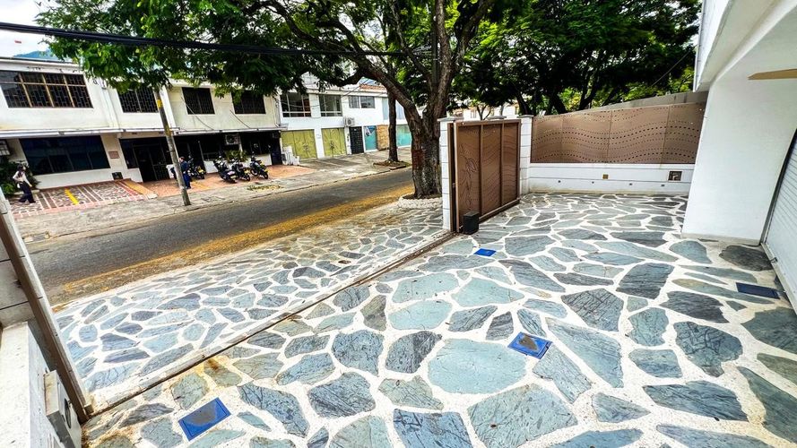 Local en arriendo en San Vicente, Cali, 500 m² · foto 11 de 11