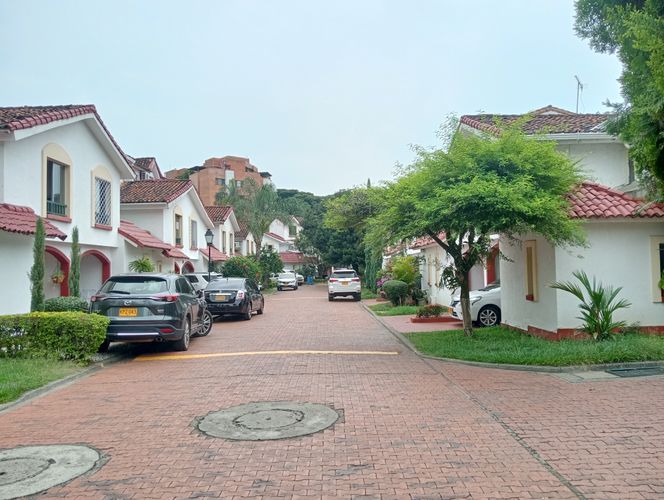 Casa de 3 alcobas en venta en Ciudad Jardin, Cali, 195 m² · foto 8 de 24