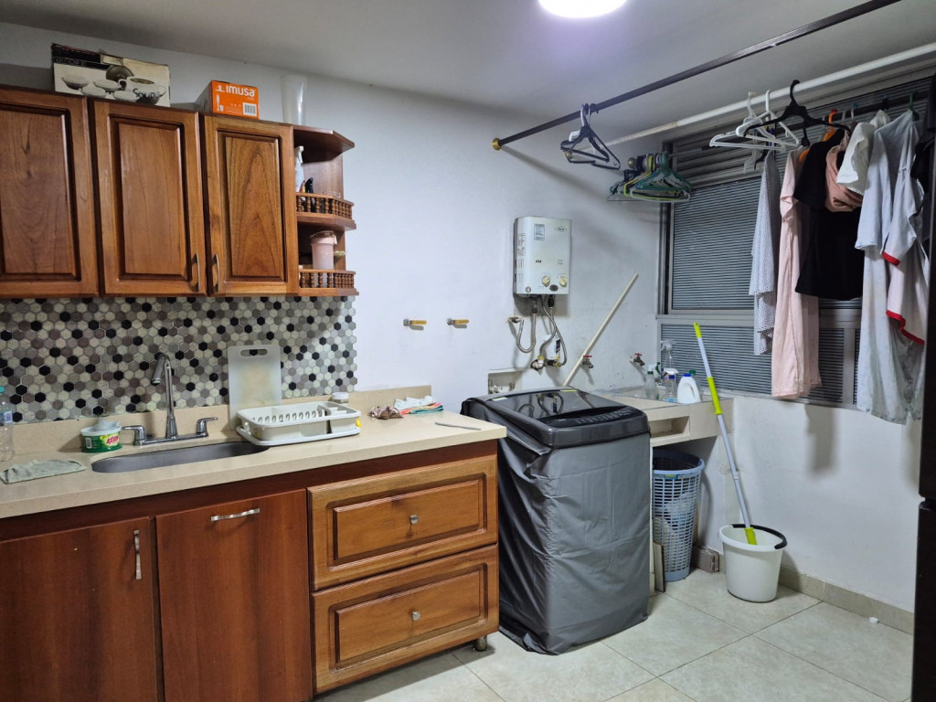 Apartamento en venta en Laureles, Medellín [No disponible] 3