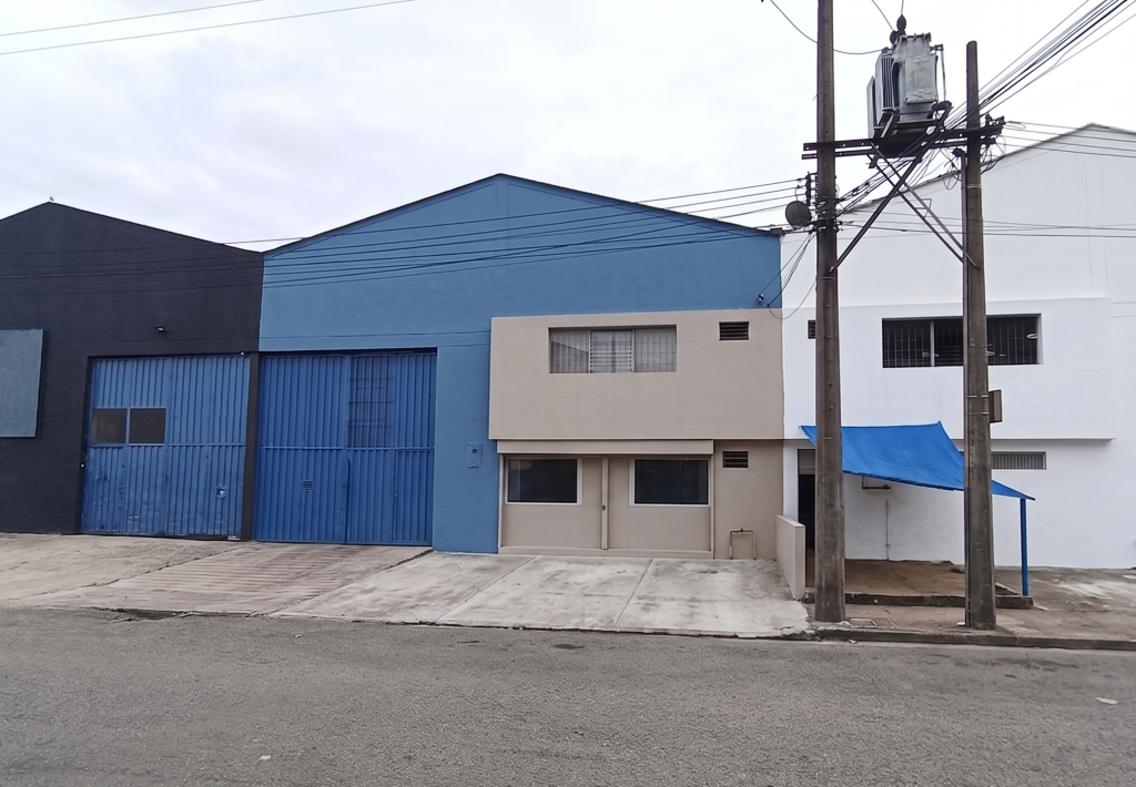 Bodega en venta en Guayabal, Medellín [No disponible] 2