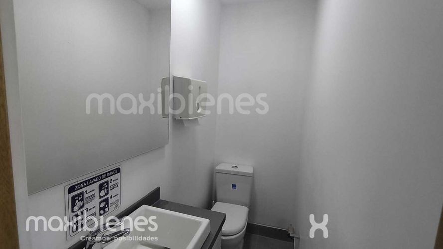 Oficina en arriendo en Las Palmas, Medellín, 50 m² · foto 7 de 9