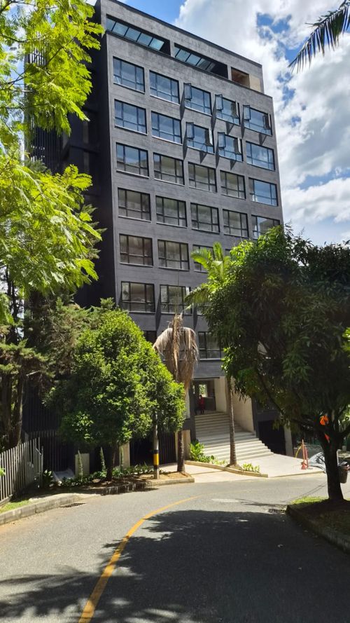 Edificio en venta en Loma Del Esmeraldal, Envigado, 2832 m² · foto 15 de 16