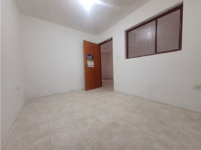 Casa de 6 alcobas en venta en Punto  Madrid, Madrid, 180 m² · foto 9 de 21