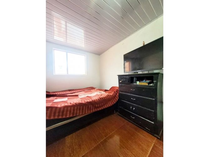 Casa de 6 alcobas en venta en Punto  Madrid, Madrid, 180 m² · foto 12 de 21