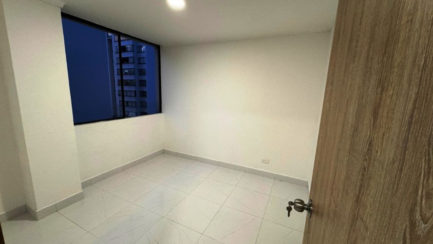 Apartamento en venta en La Tomatera, Medellín · foto 17 de 24