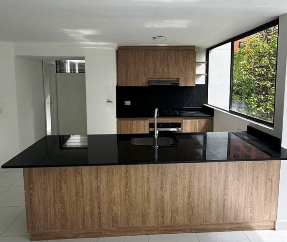 Apartamento en venta en La Tomatera, Medellín · foto 19 de 24