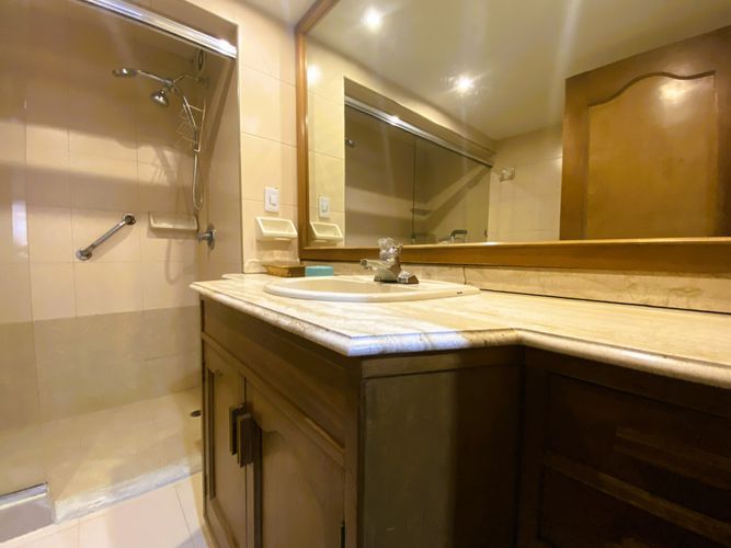 Apartamento en venta en Santa Barbara Central, Bogotá · foto 8 de 21
