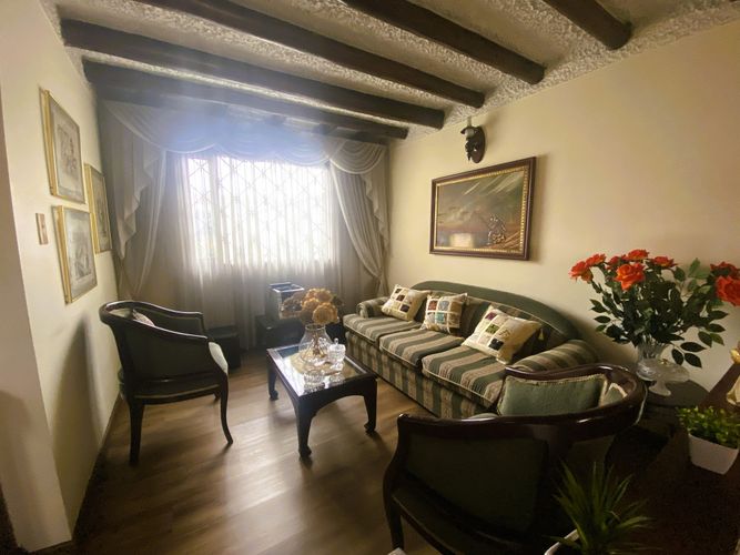Casa de 4 alcobas en venta en Pontevedra, Bogotá, 251 m² · foto 8 de 24