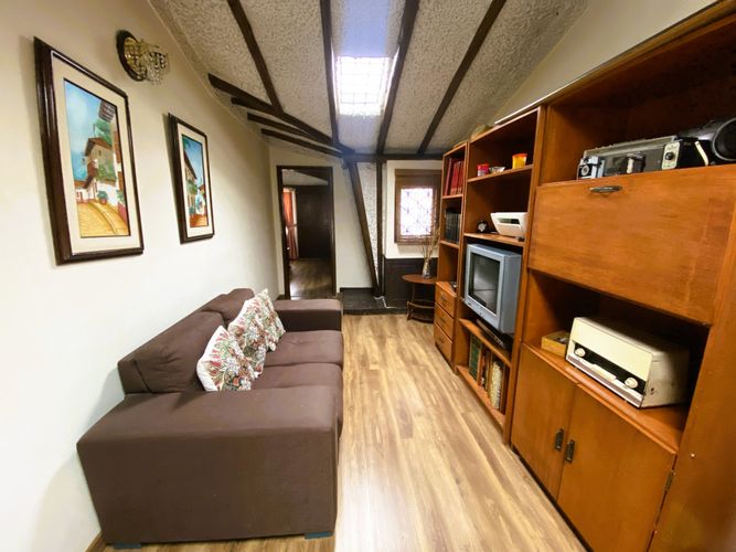 Casa de 4 alcobas en venta en Pontevedra, Bogotá, 251 m² · foto 18 de 24