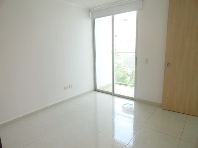 Apartamento de 2 alcobas en venta en El Tejar, Bucaramanga, 54 m² · foto 7 de 24