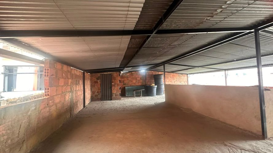 Casa de 4 alcobas en venta en La Magnolia, Madrid, 339 m² · foto 7 de 17