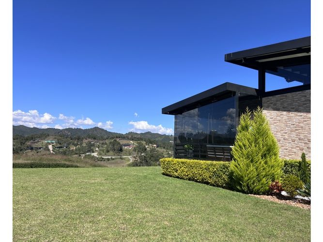 Casa de 2 alcobas en venta en Pantanillo, El Retiro, 234 m² · foto 3 de 22