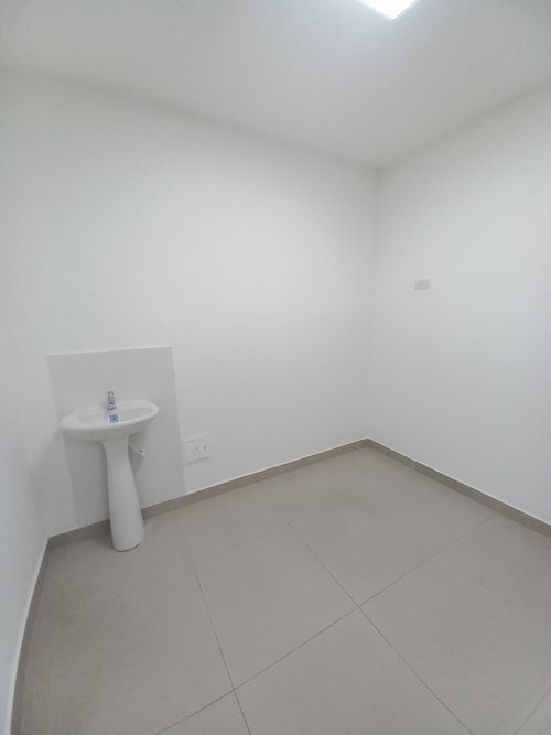 Local en arriendo en Restrepo, Ibagué, 382 m² · foto 17 de 24