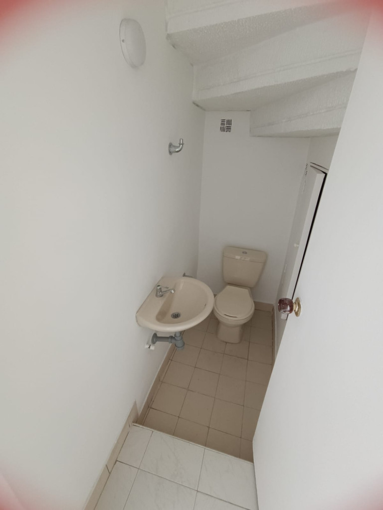 Casa en venta en Modelia Occidental, Bogotá · foto 8 de 22
