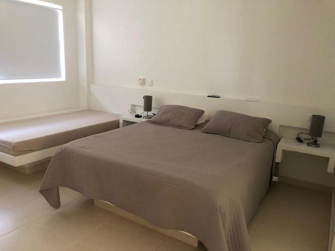 Casa de 7 alcobas en venta en Girardot, Girardot, 340 m² · foto 3 de 21
