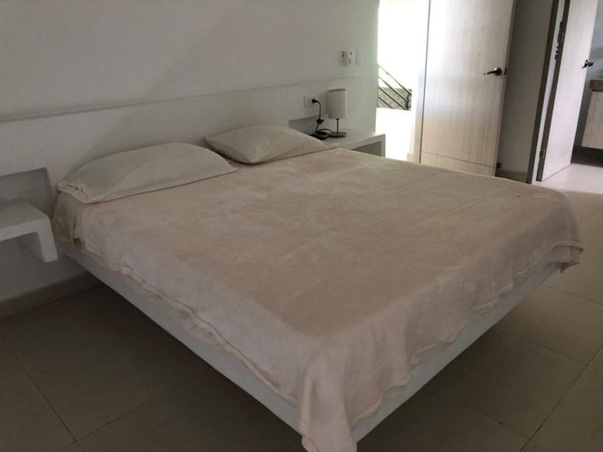 Casa de 7 alcobas en venta en Girardot, Girardot, 340 m² · foto 4 de 21