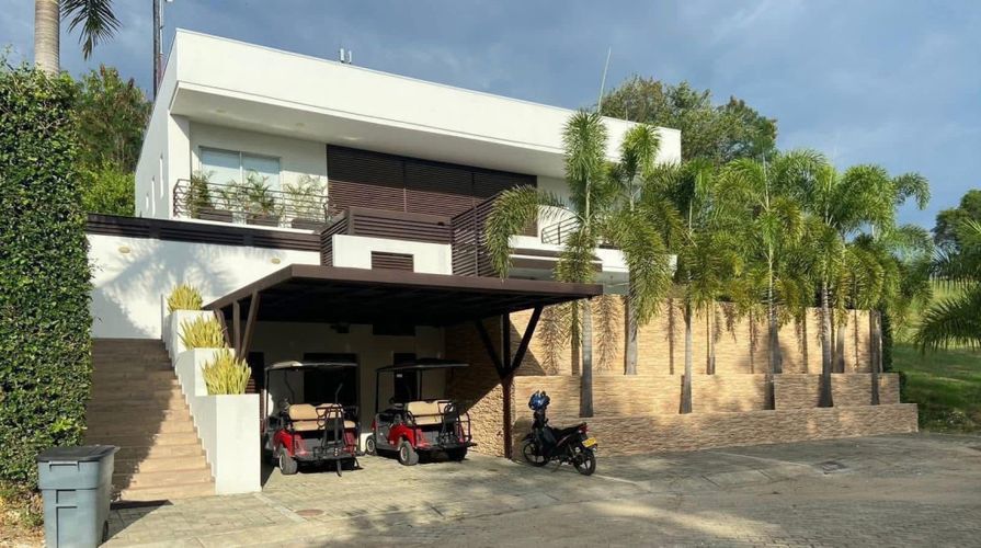 Casa de 7 alcobas en venta en Girardot, Girardot, 340 m² · foto 18 de 21